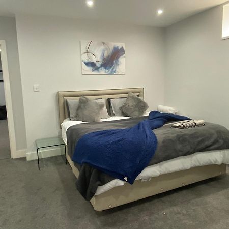 10 St Andrews Apartment Литам Сент Аннс Екстериор снимка